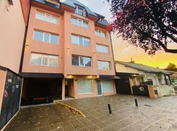 Departamento · 30m² · 1 Ambiente · Venta Departamento con Vista Al Lago y Balcon en Centro de Bariloche