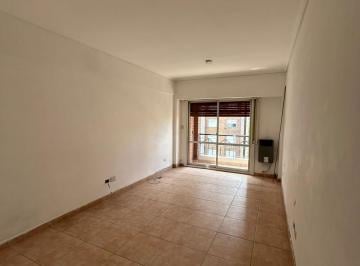 Departamento · 40m² · 2 Ambientes · 1 Cochera · Laprida 732, Lomas de Zamora