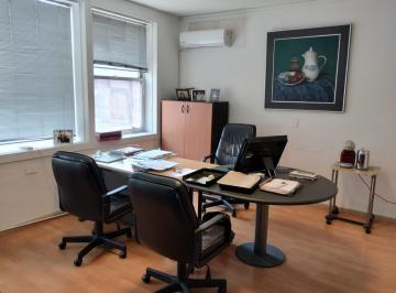 Oficina comercial · 180m² · 6 Ambientes · Alquiler Oficina 5 Despachos - Microcentro