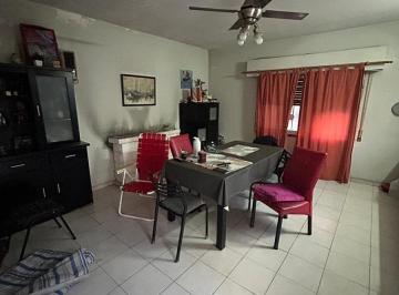 PH · 127m² · 5 Ambientes · PH en Echesortu a La Venta a Reciclar