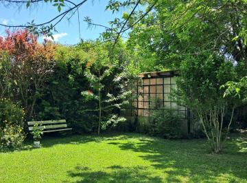 Casa · 937m² · 4 Ambientes · 2 Cocheras · Casa en Venta en Parque Sicardi