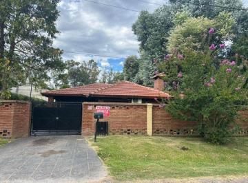 Casa de 4 ambientes, Pilar · Casa Quinta de 4 Amb en Barrio Mirasoles