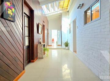 PH · 115m² · 5 Ambientes · PH de 5 Ambientes Exclusivo con Terraza Propia. Sin Expensas.