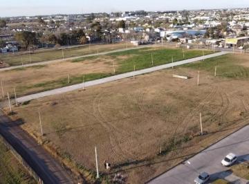 Terreno · 300m² · Terreno en Barrio Los Nogales