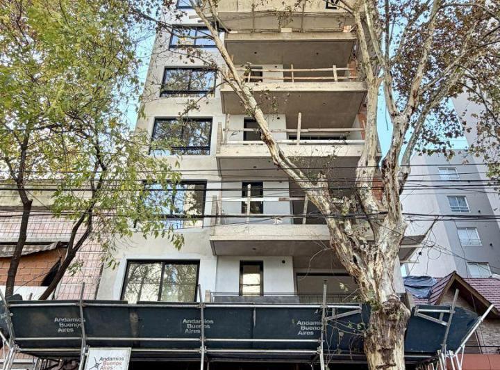 EMPRENDIMIENTO-LEP-LE7-607_2_1786737440 · Castro Barros 826 - Boedo - Capital Federal