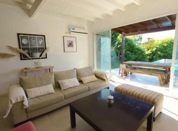 Casa · 140m² · 4 Ambientes · Venta Casa Costa Esmeralda Pinamar Pileta Parrilla Jardín