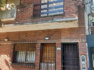 PH · 80m² · 3 Ambientes · Departamento PH en Venta en Avellaneda, G. B. a. Zona Sur, Argentina