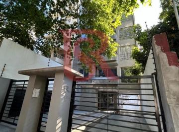 Departamento · 53m² · 2 Ambientes · 1 Cochera · Lg Venta Departamento 2 Ambientes Oportunidad