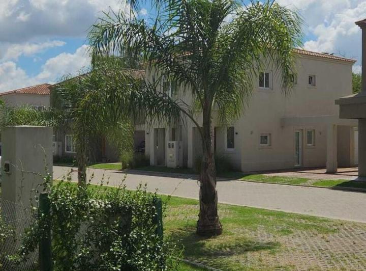 Departamento · 80m² · 3 Ambientes · 1 Cochera