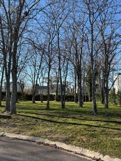 Terreno · 838m²