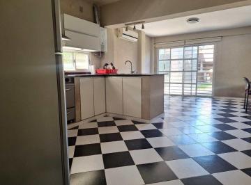 PH · 103m² · 3 Ambientes · 2 Cocheras · Venta PH 3 Ambientes en Victoria Refaccionado