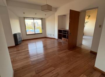 Departamento · 70m² · 4 Ambientes · 1 Cochera · Departamento en Capital