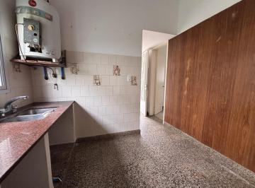 Casa · 72m² · 3 Ambientes · 1 Cochera · Casa en Venta en Gonnet