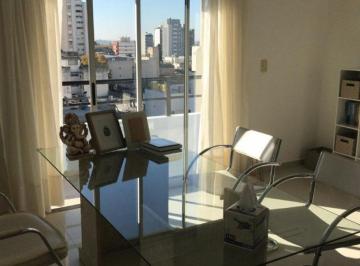 Oficina comercial de 3 ambientes, Quilmes · Oficina en Venta en Quilmes Centro.