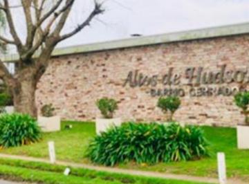 Terreno · 426m² · Venta de Lote N 26 en Altos de Hudson 2 426 m²