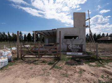 Casa · 70m² · 2 Ambientes · 1 Cochera · Casa en Venta en La Plata (A Terminar)
