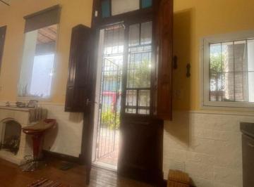 PH de 3 ambientes, Saavedra · PH de Tres Amb. Mas Deposito en Zapiola 4200