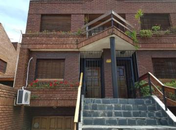 Casa · 220m² · 6 Ambientes · 2 Cocheras · Casa - Florida Belgrano - Oeste