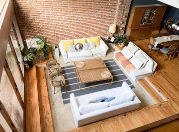 Casa · 326m² · 6 Ambientes · 2 Cocheras · Venta Casa en Hurlingham 6 Amb. Zona Centro