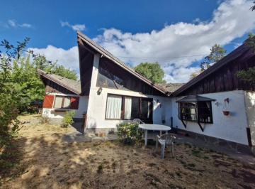 Casa de 9 ambientes, San Carlos de Bariloche · Importante Casa Mas Departamento en Barrio San Ignacio del Cerro, Bche. Ideal Vivienda Mas Renta.