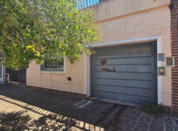 Casa de 3 ambientes, La Matanza · Casa en Alquiler de 3 Ambientes en Ramos Mejía.