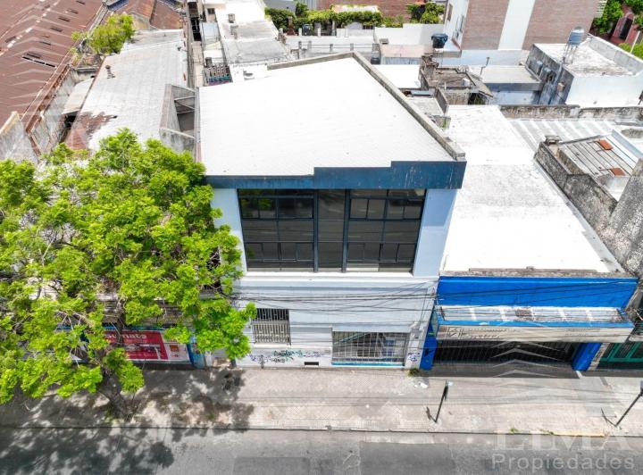 Local comercial · 320m² · 8 Ambientes
