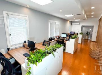 Oficina comercial · 204m² · 9 Ambientes · 2 Cocheras · Oficina - Rosario