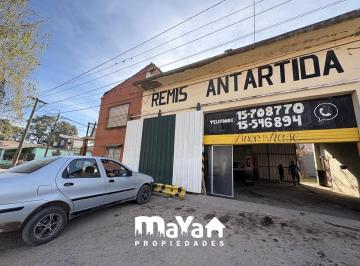 Bodega-Galpón · 100m² · 2 Ambientes · Galpon en Alquiler en Zarate
