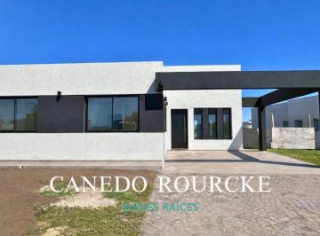 Casa · 605m² · 4 Dormitorios · Casa - Barrio San Felipe