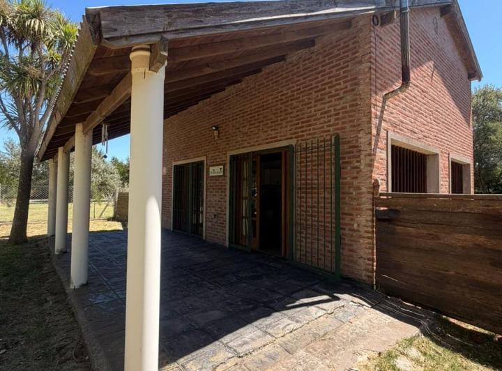 Casa · 70m² · 2 Ambientes · 1 Cochera