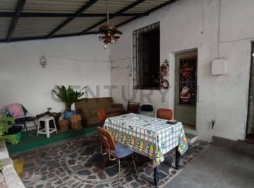 Casa · 114m² · 4 Dormitorios · Casa 4dor en Atahualpa/financiacion Propia/opc Garage/frente/acepta Banco