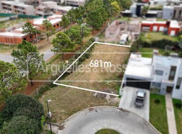 Terreno · 682m² · Lote Cantegril Funes