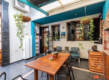 PH · 94m² · 4 Ambientes · Venta PH 4 Ambientes Parque Avellaneda Patio Terraza