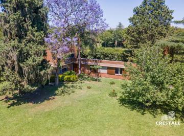 Casa · 195m² · 5 Ambientes · 2 Cocheras · Venta / Permuta | Casa 3 Dorm. en Terreno 1000 m² | Funes