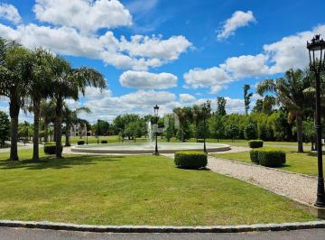 Terreno · 800m² · Terreno Lote en Venta en Chateau Pilar, Pilar, G. B. a. Zona Norte