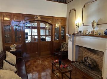 PH · 135m² · 4 Ambientes · PH en Burzaco