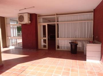 ACCESO A OFICINAS · Oficina de 165 m² Propios Cubiertos con Espacios Comunes Excepcionales en Belgrano, a m de Av
