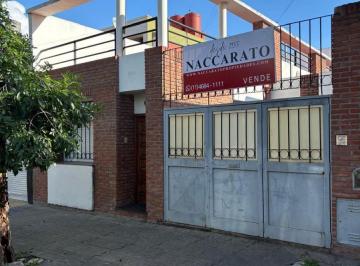 Casa de 3 ambientes, Parque Avellaneda · Casa 3 Amb Gje Patio Tza