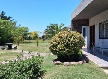 Casa de 5 ambientes, Unquillo · Casa Venta Apta Crédito