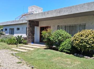 Casa de 5 ambientes, Unquillo · Venta Casa Apta Crédito