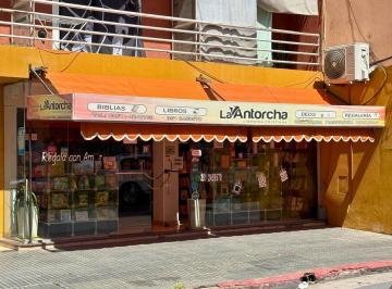 Local comercial · 75m² · 2 Ambientes · Local Comercial en Pleno Centro