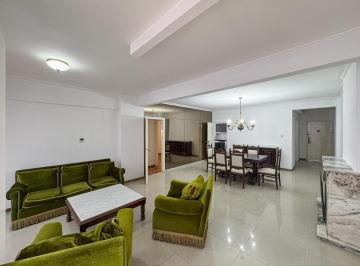 Departamento · 100m² · 4 Ambientes · 1 Cochera · Departamento de 2/3 Dorm. con 2 Patios y Cochera en Zona Parque España