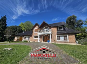 Casa · 500m² · 5 Ambientes · 1 Cochera · Casa en Venta y Alquiler 5 Ambientes en Club de Campo San Diego