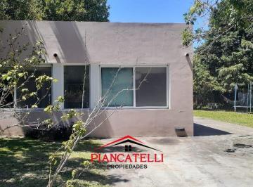 Casa · 100m² · 4 Ambientes · 1 Cochera · Venta de Casa 4 Ambientes en Banco Provincia de Bs. As.