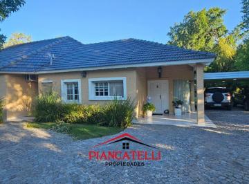 Casa · 340m² · 4 Ambientes · 6 Cocheras · Casa en Venta con 4 Ambientes en San Diego