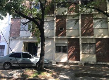 Departamento · 53m² · 3 Ambientes · Venta Depto 3 Amb. Banfield Este.