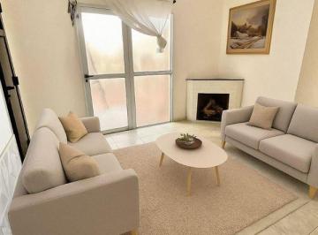 Casa · 120m² · 6 Ambientes · Casa con 3 Departamentos Florencio Varela Centro