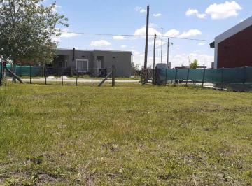 Terreno · 350m² · Hermoso Lote con Vista Al Campo, Bajada de Luz, en Domselaar Chico