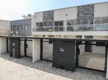 Casa · 82m² · 3 Ambientes · 1 Cochera · Duplex a Estrenar en Berazategui