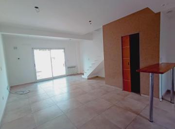 Departamento · 117ha · 3 Ambientes · 1 Cochera · Venta de Dúplex con Patio y Cochera - Apto Crédito